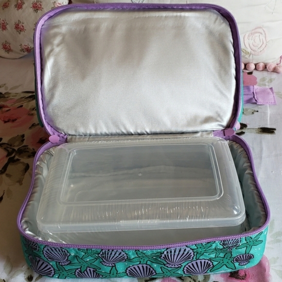 loungefly lunch bag